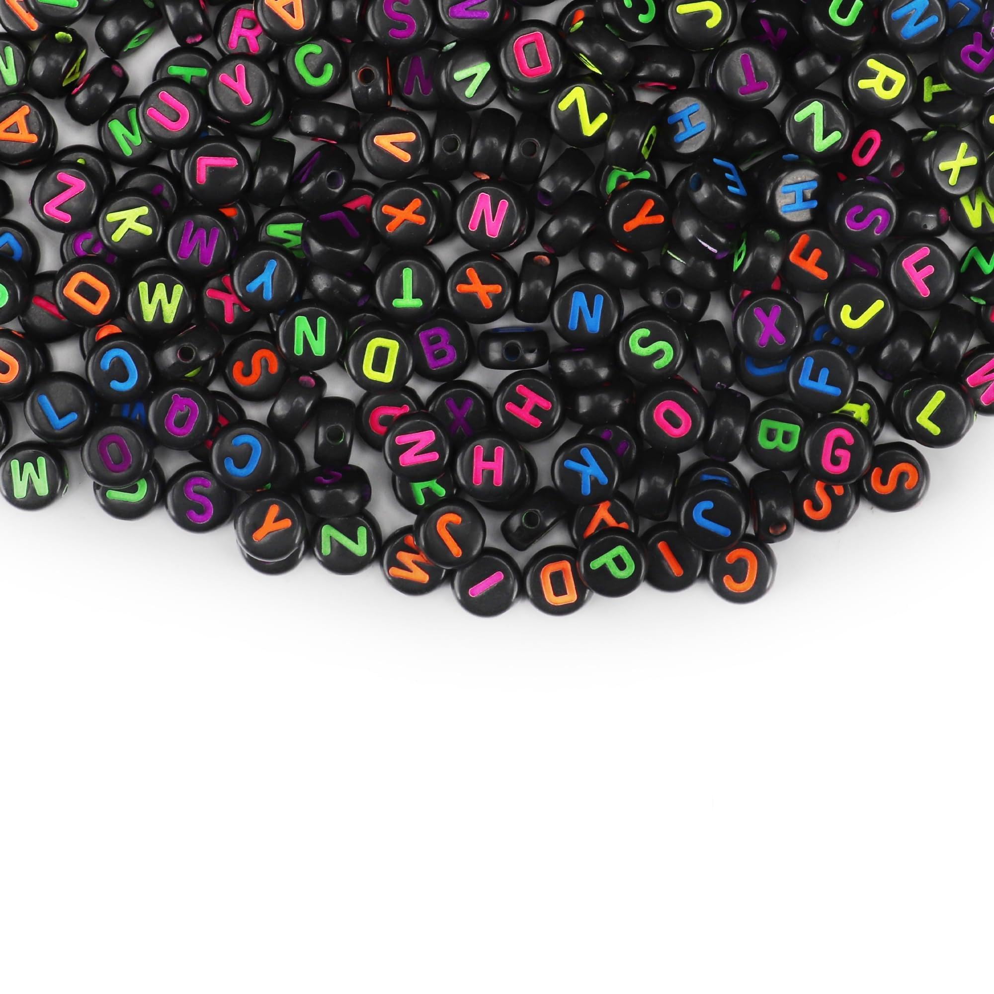 SUTOUG 1010PCS Colourful Letter Beads for Threading, 4 x 7 MM Acrylic Round Beads for Jewellery DIY Making Crafts Bracelets Necklaces Ornaments-Gold